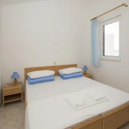 Lumbarda Resort Apartments