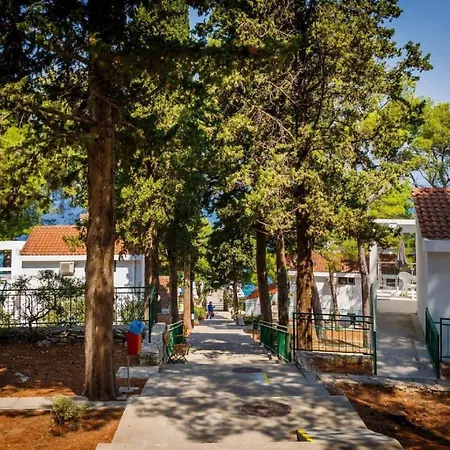 Lumbarda Resort Apartments Lumbarda